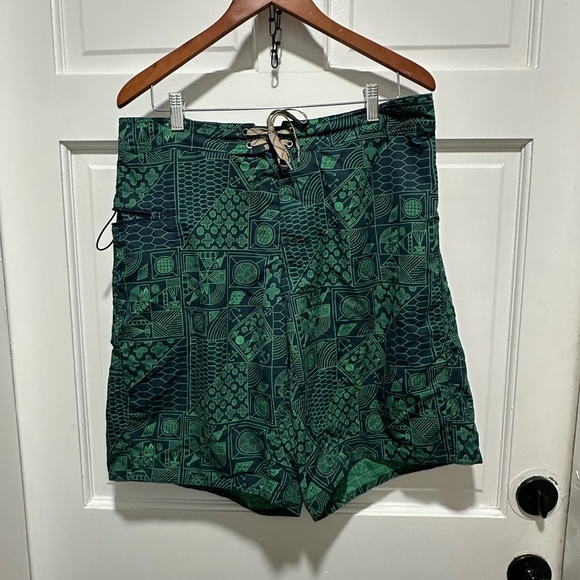 Patagonia Men’s Minimalist Wavefarer Board Shorts - 19" Size 36 NWOT - Picture 3 of 8